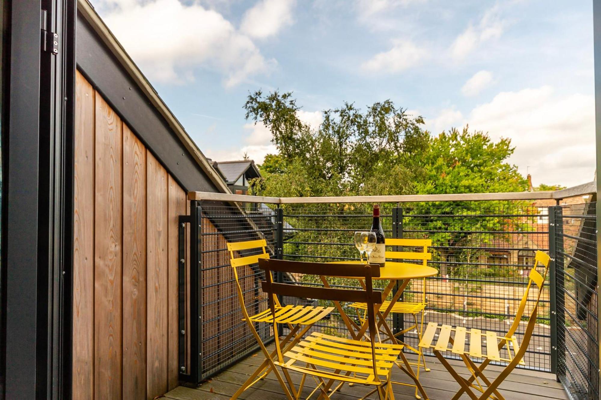 Апартаменты 18 St Johns Mews Йорк Экстерьер фото